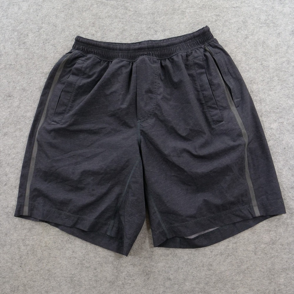 Lululemon Mens Medium Athletic Shorts Gray Heather Lined Elastic Waist Logo